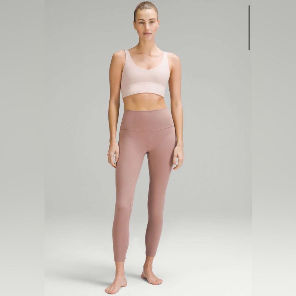 Lululemon Align High-Rise Pant 25"
Twilight Rose size 14